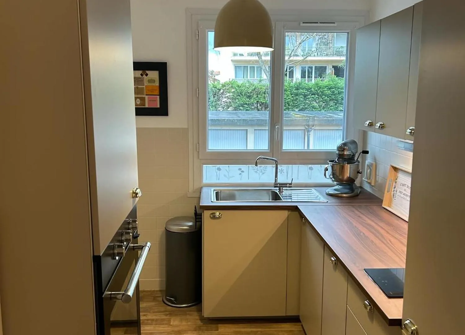 New & Cozy Appartement Lyon Frankrijk
