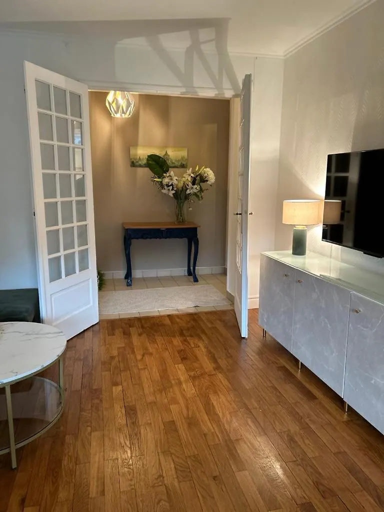 New & Cozy Apartment Lyon